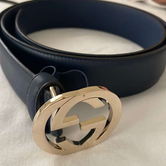 Women Gucci belt Color:Cobalt Blue size Size 95 B
